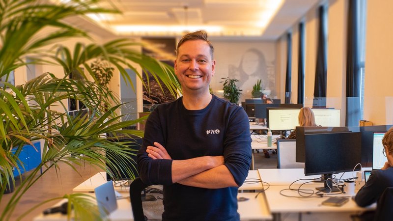 HelloPrint koopt vroege investeerders uit